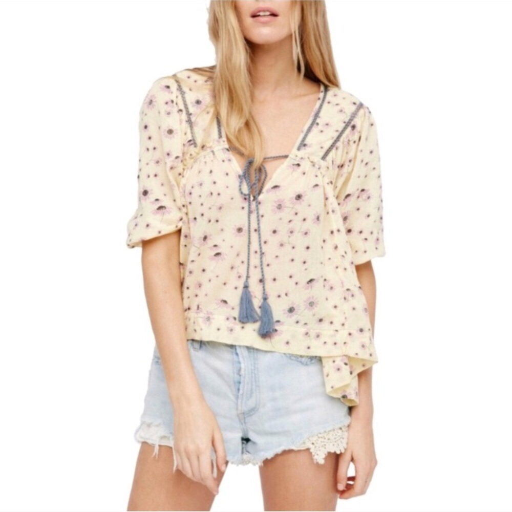FREE PEOPLE yellow daisy peasant top